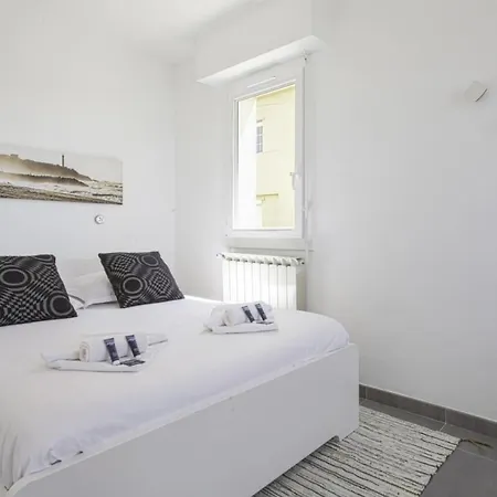 Διαμέρισμα Flat W Balcony Facing The Ocean - - Welkeys *
